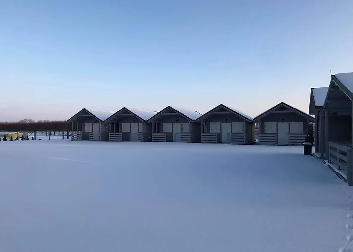 Fhu Aquarius بيت للعطل